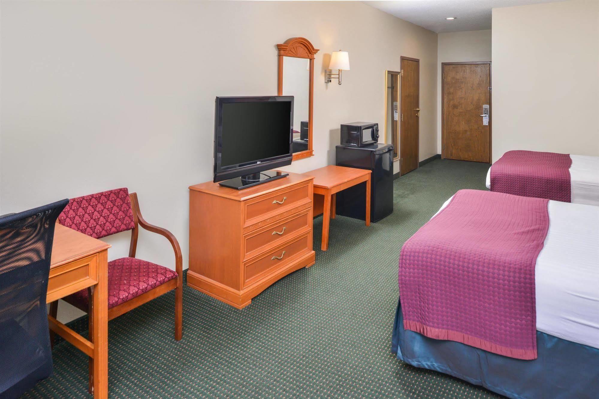Americas Best Value Inn Wiggins Extérieur photo