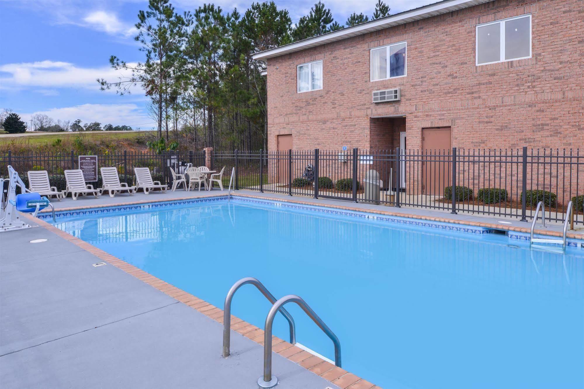 Americas Best Value Inn Wiggins Extérieur photo